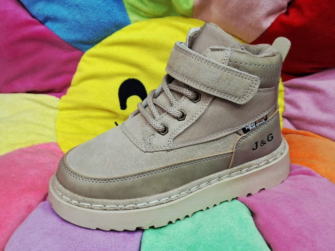 ,ботинки ugg,демисезонная ,ботинки мальчикам,детские ботинки бартек зимние