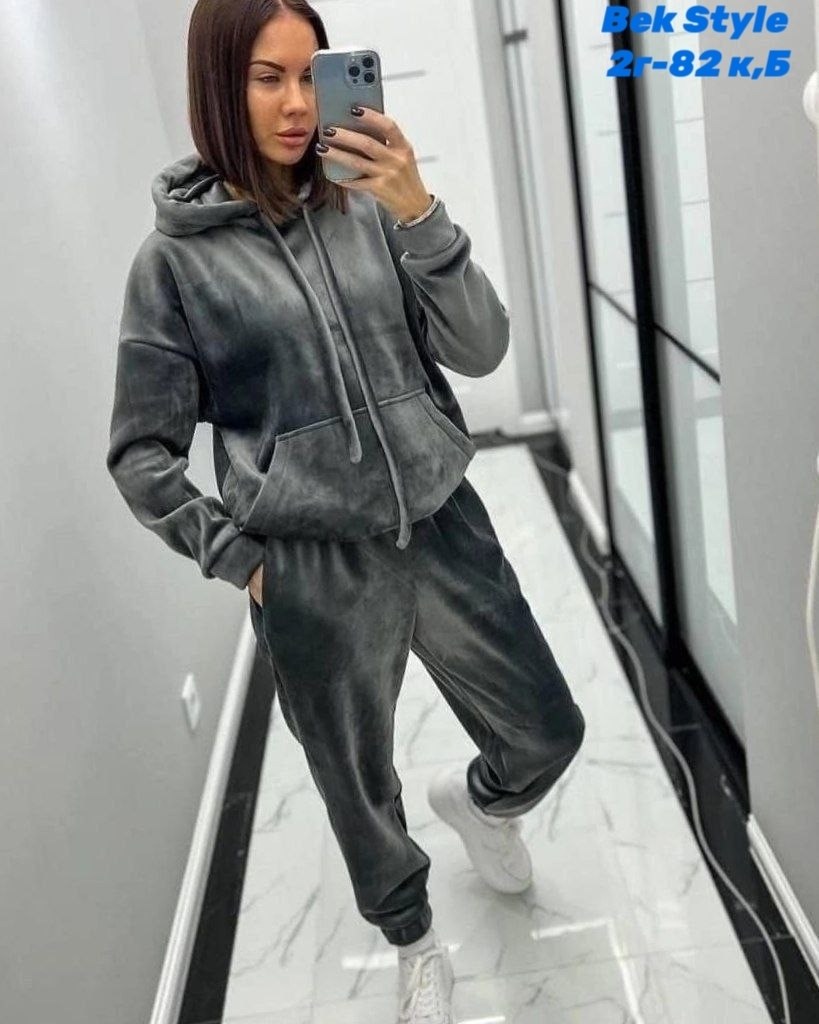 костюмы спортивные,костюм спортивный велюровый,спортивные костюмы женские,велюровый костюм,велюровый костюм женский