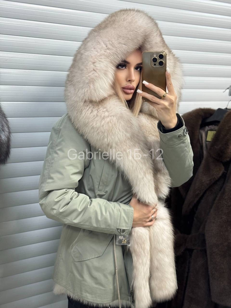 парка с натуральным мехом,парка женская с натуральным мехом,парка с мехом,пуховики с мехом,зимние куртки