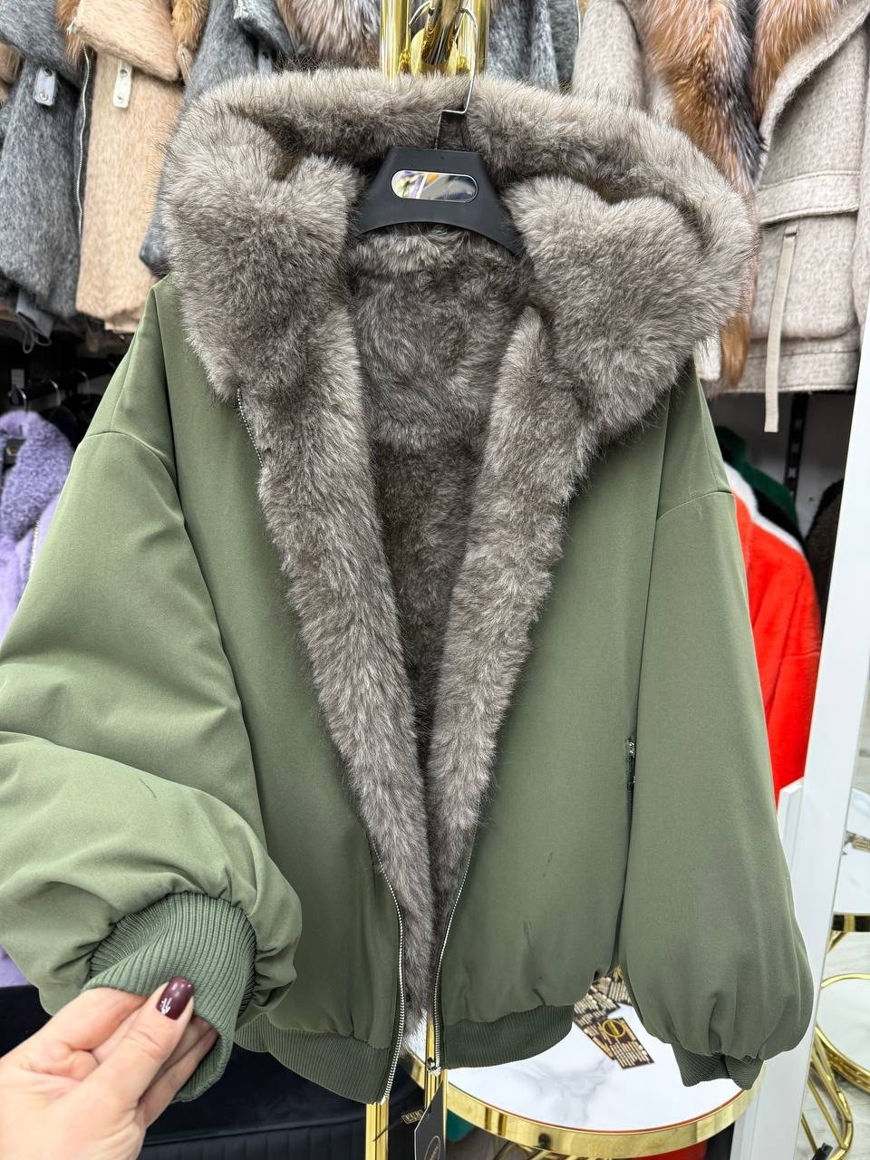 зимние куртки,куртка теплая,зимняя куртка женская,куртка меховая,парка с меховым