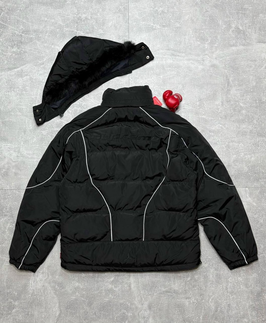 пуховик supreme,пуховик supreme x jordan,пуховик jordan supreme,куртка supreme,пуховик суприм