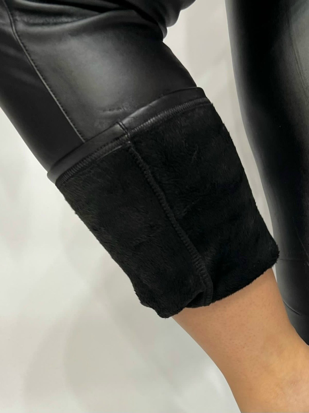 леггинсы на меху,легинсы женские,кожаные леггинсы,легинсы лосины,леггинсах