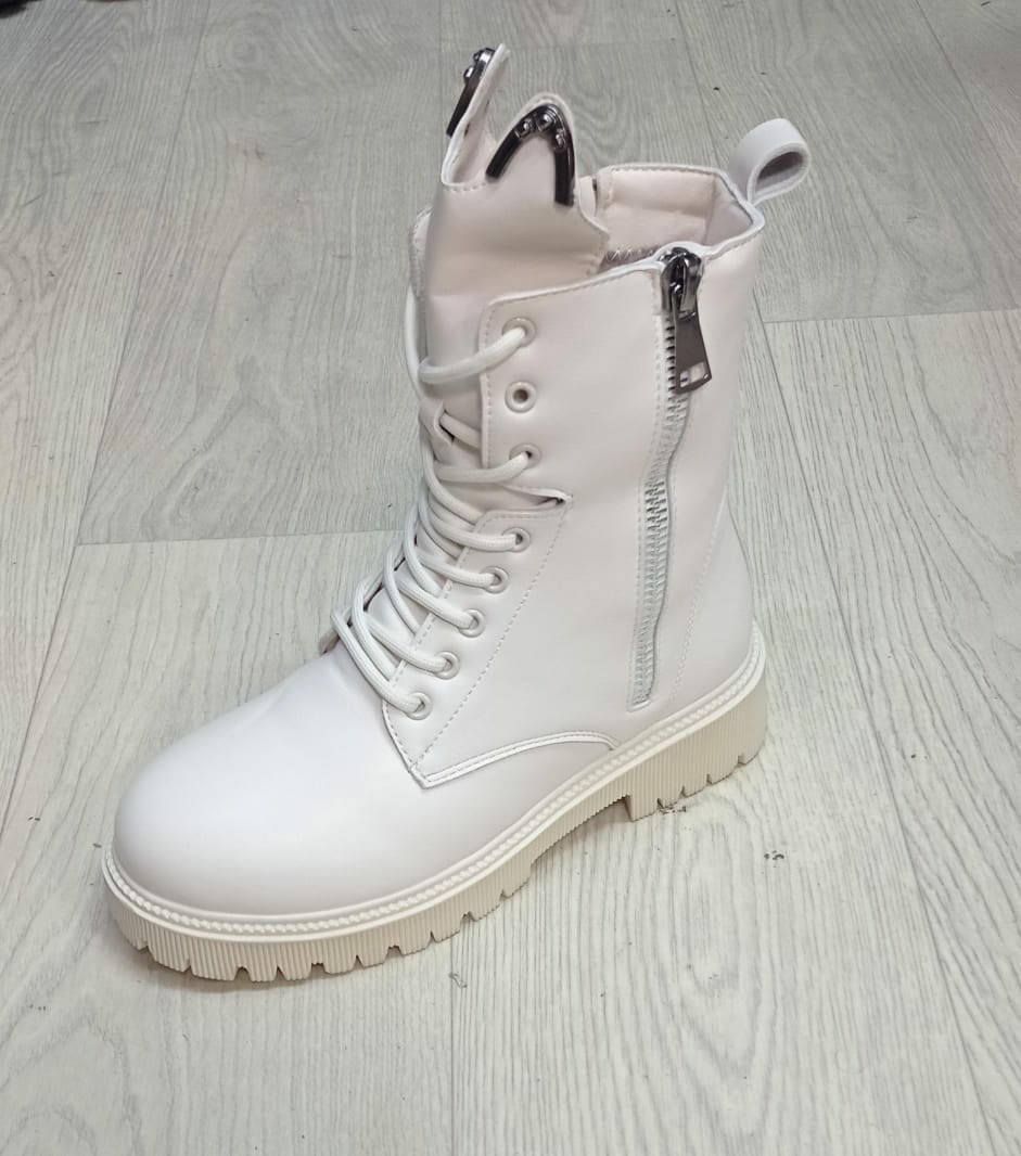 ,ботинки женские,ботинки модные,зимняя женская ,белые ботинки