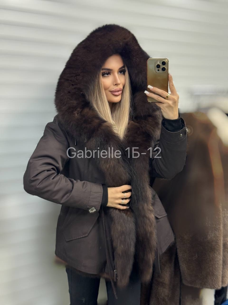 парка с мехом,парка с натуральным мехом,парка женская с натуральным мехом,женская парка с мехом,парка с мехом зимняя