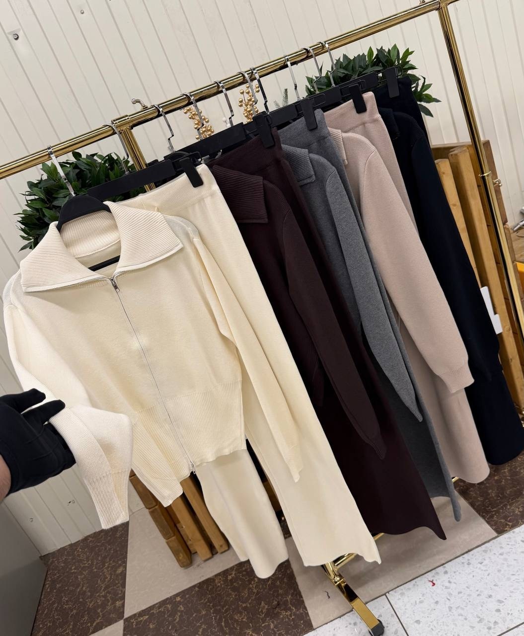 спортивный костюм brunello cucinelli,костюм brunello cucinelli,трикотажные костюмы,кашемировый костюм,вязаные костюмы