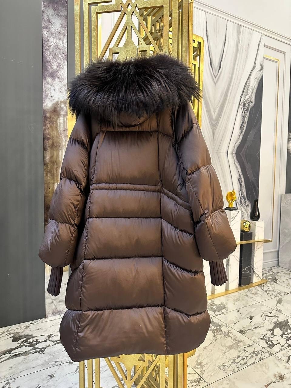 стильные пуховики,пуховик,пуховики женские,удлиненный пуховик,пуховики с мехом