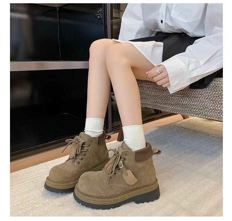 ,женские ботинки,зимняя женская ,женская ,ботинки модные