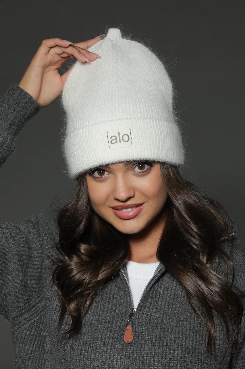 шапка вязаная,шапка женская,бини шапка,шапка зимняя женская,шапка для женщин