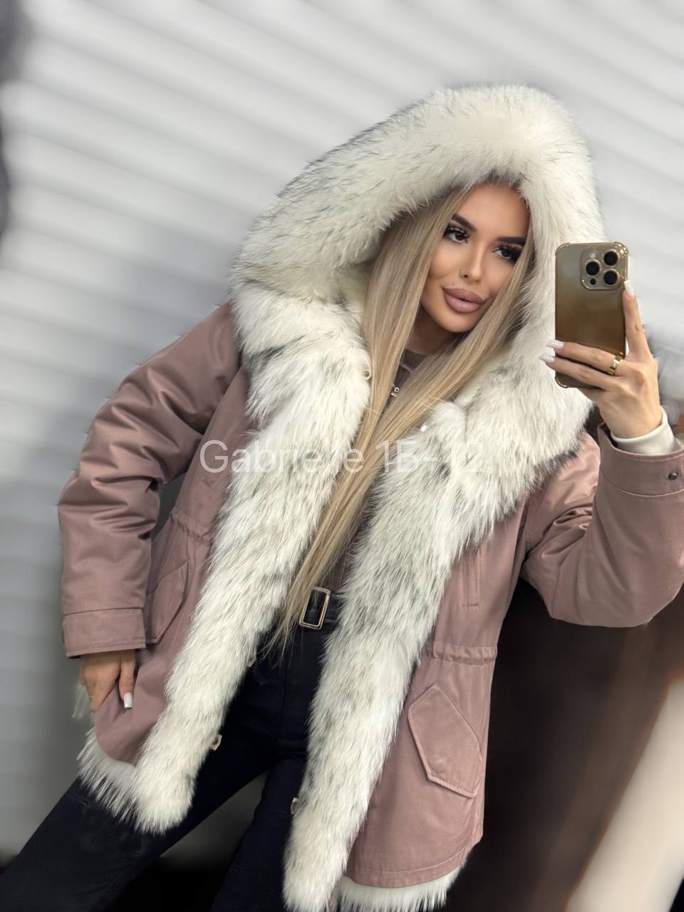 парка с натуральным мехом,парка женская с натуральным мехом,парка с мехом,женская парка с мехом,парка зимняя с мехом