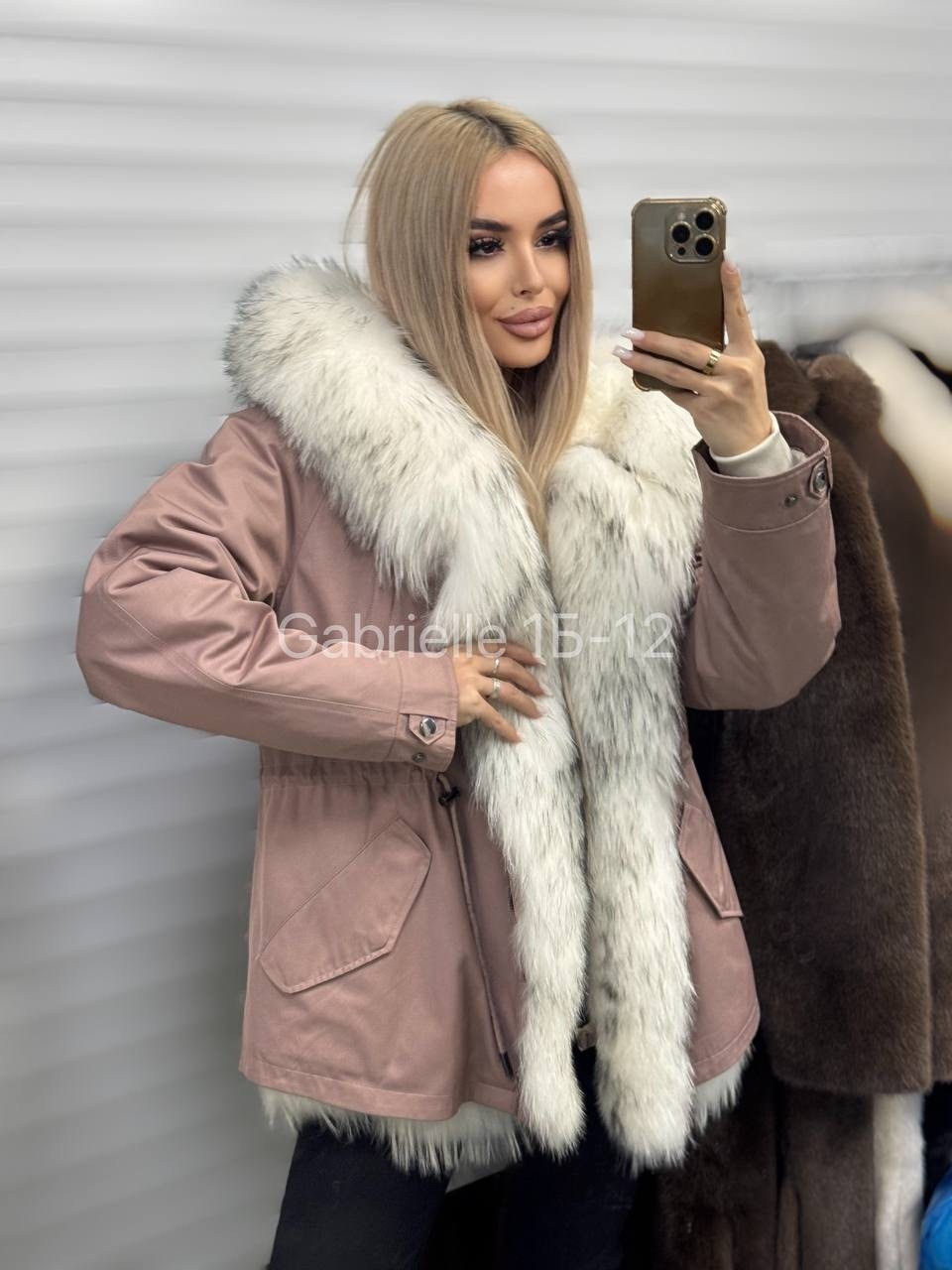 парка с натуральным мехом,парка женская с натуральным мехом,парка с мехом,женская парка с мехом,парка зимняя с мехом