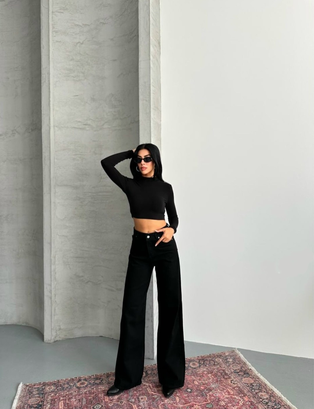 джинсы женские,брюки джинсы,широкие джинсы,широкие черные джинсы,джинсы повседневные