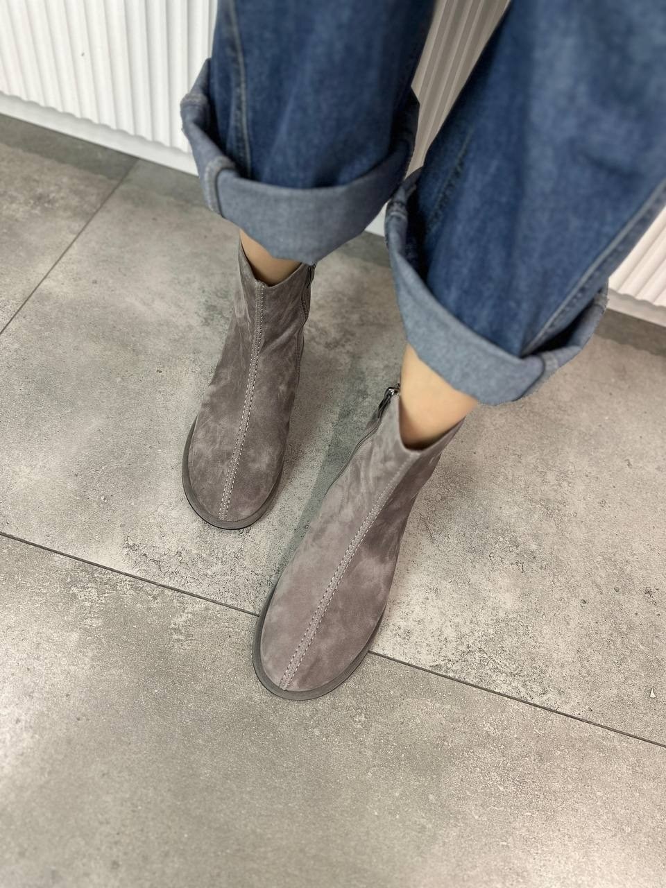 женские джинсы,женские ботильоны,широкие джинсы,ботильоны модные,джинсы повседневные