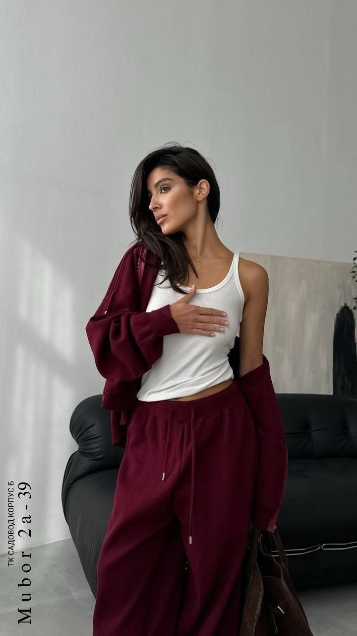 трикотажные костюмы,костюмы женские,костюм женский на флисе,костюм женский молочный,костюм белый