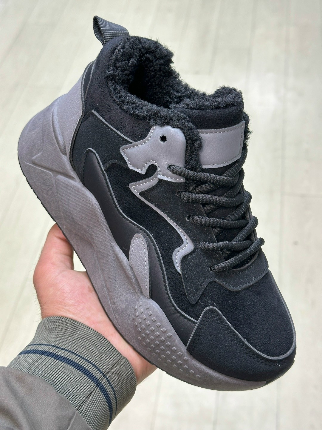 ,кроссовки женские зимние,теплые кроссовки,кроссовки для женщин,замшевые кроссовки