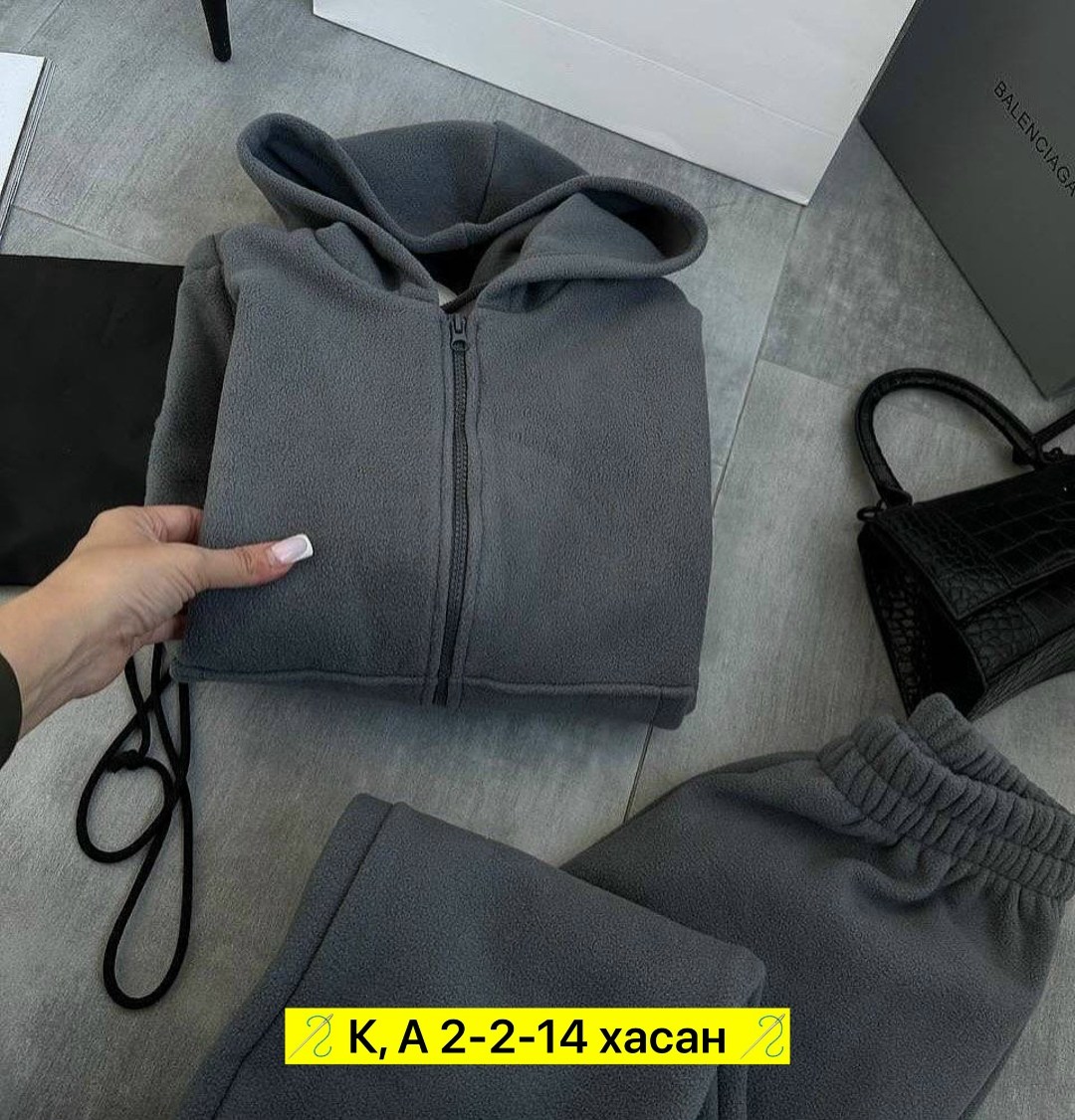 костюм спортивный на флисе,костюм на флисе,теплый костюм на флисе,мужской спортивный костюм на флисе,спортивные костюм