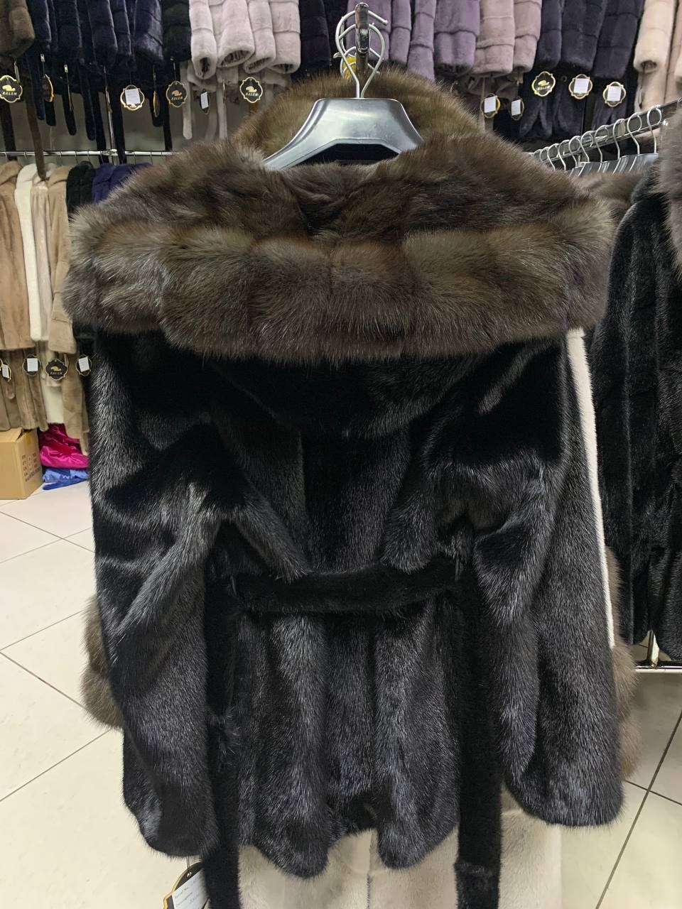 шубы норковые,норковая шуба с капюшоном,шуба норка,женская шуба,шуба из норки