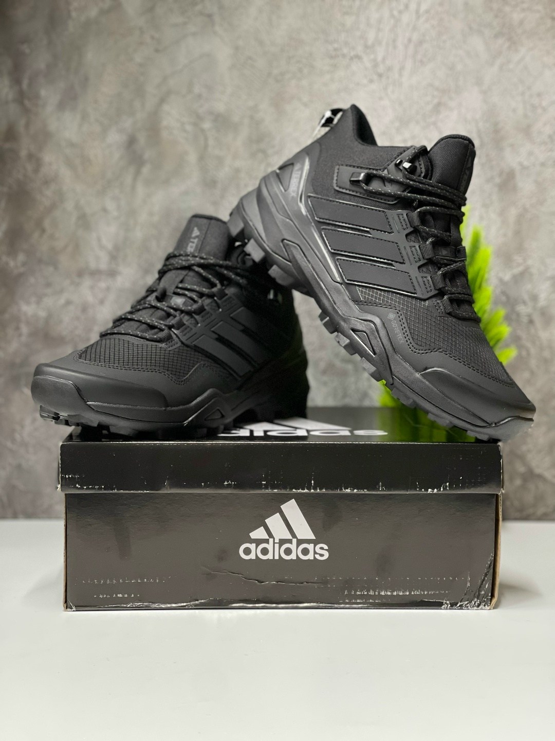 кроссовки adidas terrex,кроссовки adidas gore tex мужские модель 2025 год,кроссовки мужские adidas,кроссовки мужские adidas terrex,ботинки adidas terrex