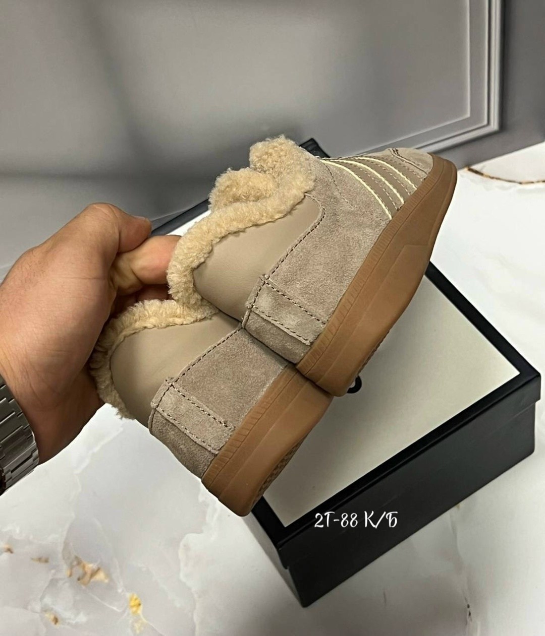 , теплая,повседневная ,спортивная ,кроссовки женскиe