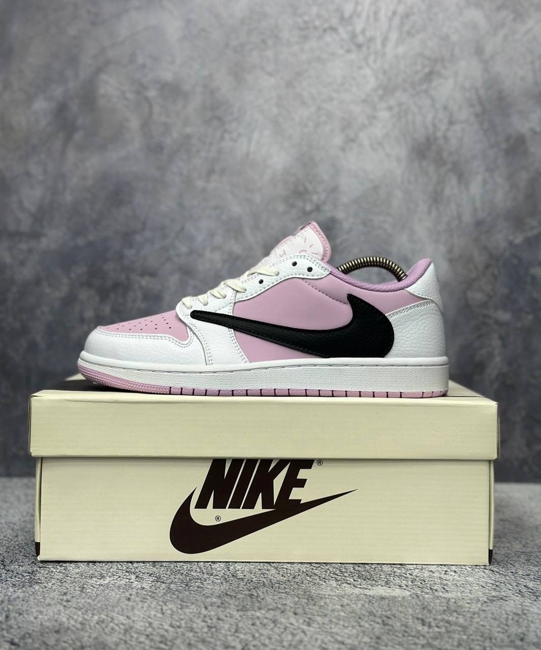 nike air jordan 1 low,nike air jordan 1 low se,кроссовки travis scott x air jordan 4 retro,кроссовки,air jordan 1 low