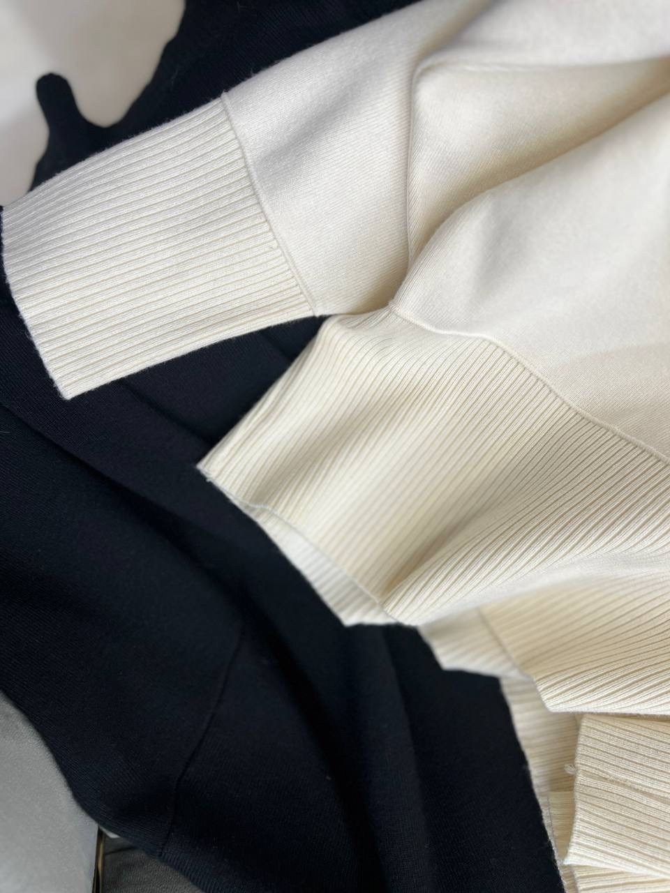 трикотажные костюмы,женская кофта,свитер женский,свитер черный,свитер с высоким воротом