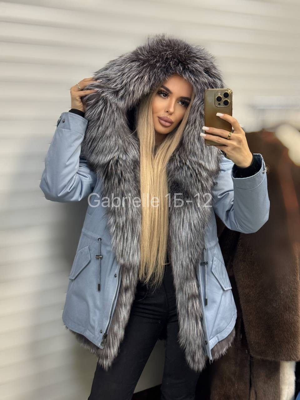 парка с натуральным мехом,парка с мехом,парка с натуральным мехом чернобурки,парка с натуральным мехом женская,парка с мехом женская