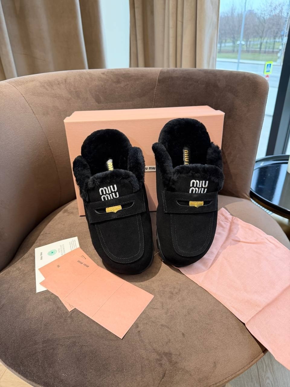 ,тапочки модные,тапки меховые,женские тапочки,тапочки женские с мехом