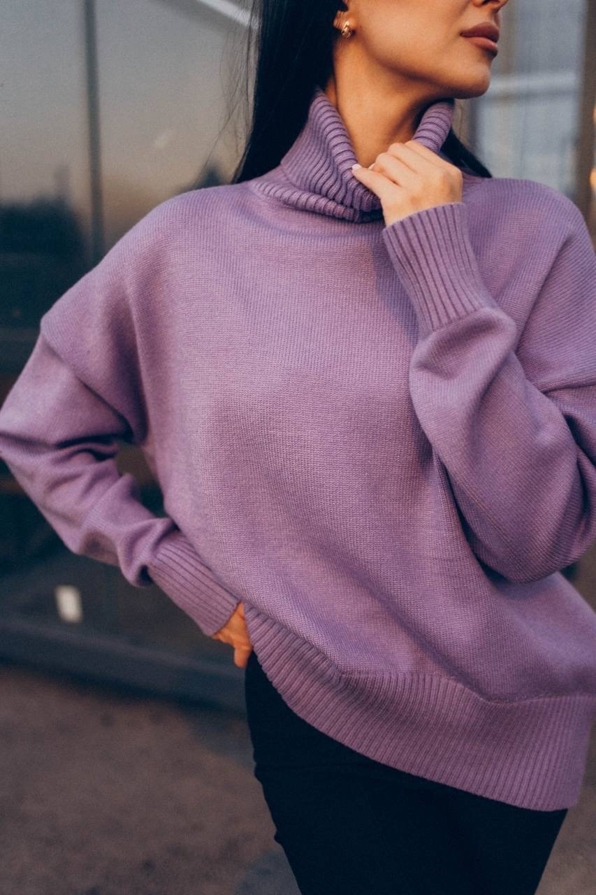 базовый свитер,женский свитер,фиолетовый свитер с горлом,свитер оверсайз джемпер,сиреневый свитер