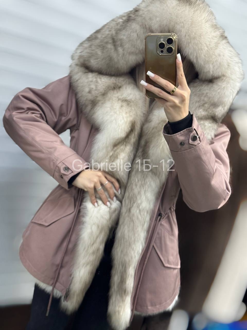 парка с натуральным мехом,парка с натуральным мехом женская,парка с мехом,женская парка с мехом,парка мех песец