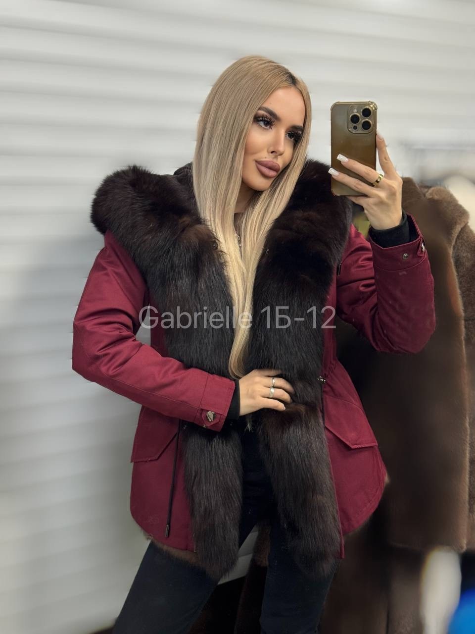 парка женская с натуральным мехом,парка с мехом,парка с натуральным мехом,красная парка с мехом,зимняя парка с мехом "сюзанна" бордо