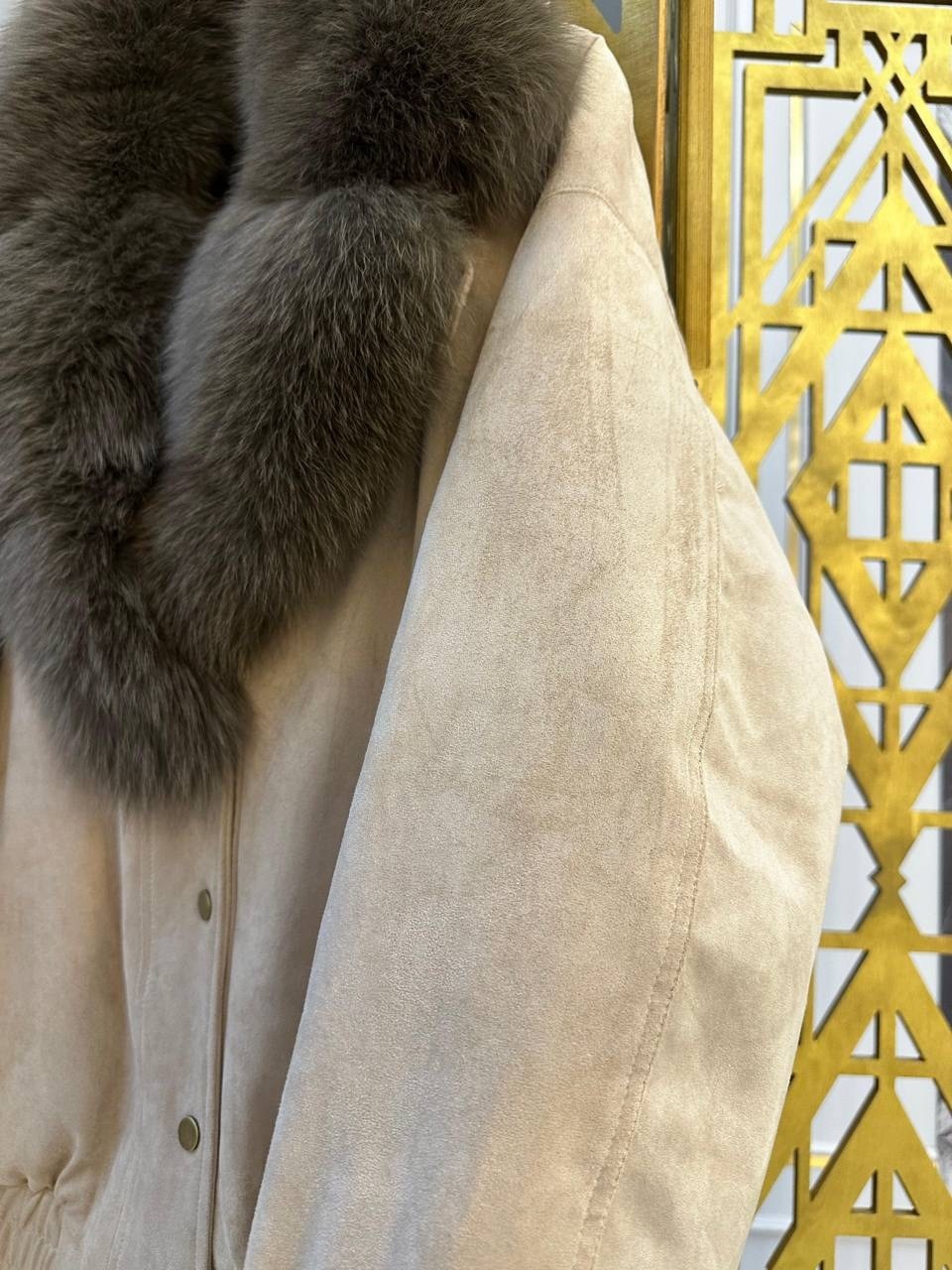 пуховики с мехом,пуховики с натуральным мехом,пуховик мах мара зимний женский с мехом,пуховик с натуральным мехом женский,зимние куртки