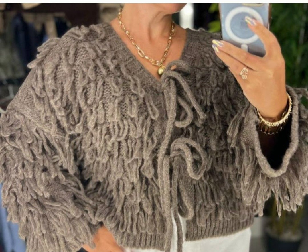 кардиган с бахромой,вязаный кардиган,вязаный свитер кардиган,кардиган кофта,кардиган