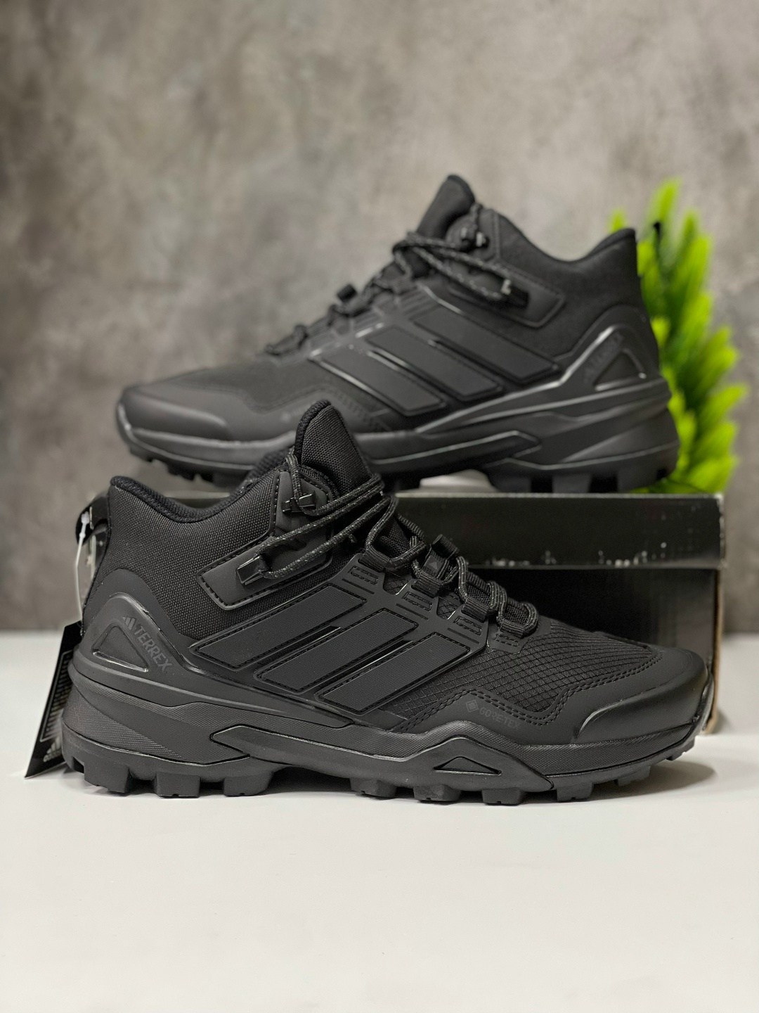 кроссовки adidas terrex,кроссовки adidas gore tex мужские модель 2025 год,кроссовки мужские adidas,кроссовки мужские adidas terrex,ботинки adidas terrex