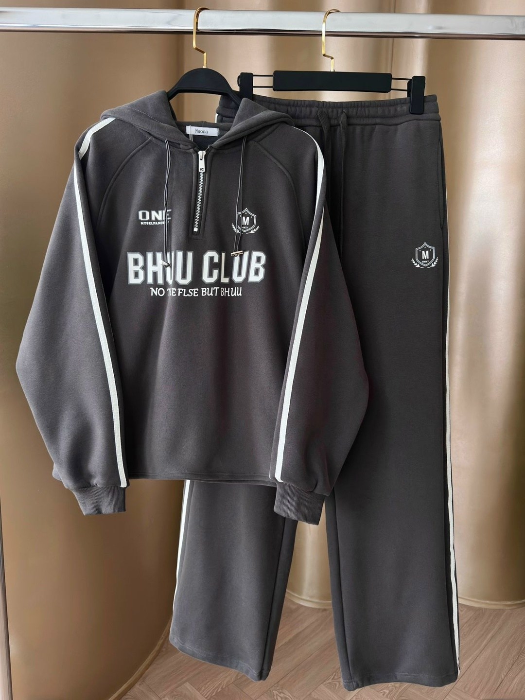 костюмы спортивные женские,костюмы спортивные,спортивный костюм на флисе женский,спортивные костюмы на флисе,костюм со штанами