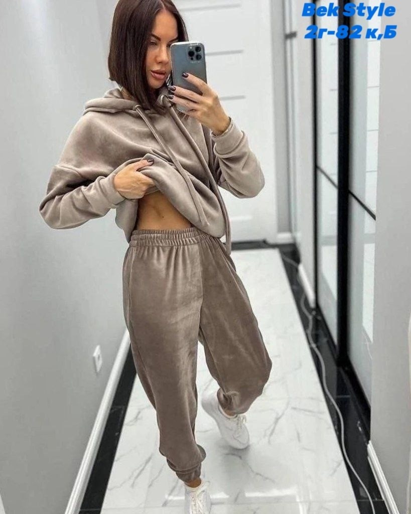 костюмы спортивные,костюм спортивный велюровый,спортивные костюмы женские,велюровый костюм,велюровый костюм женский