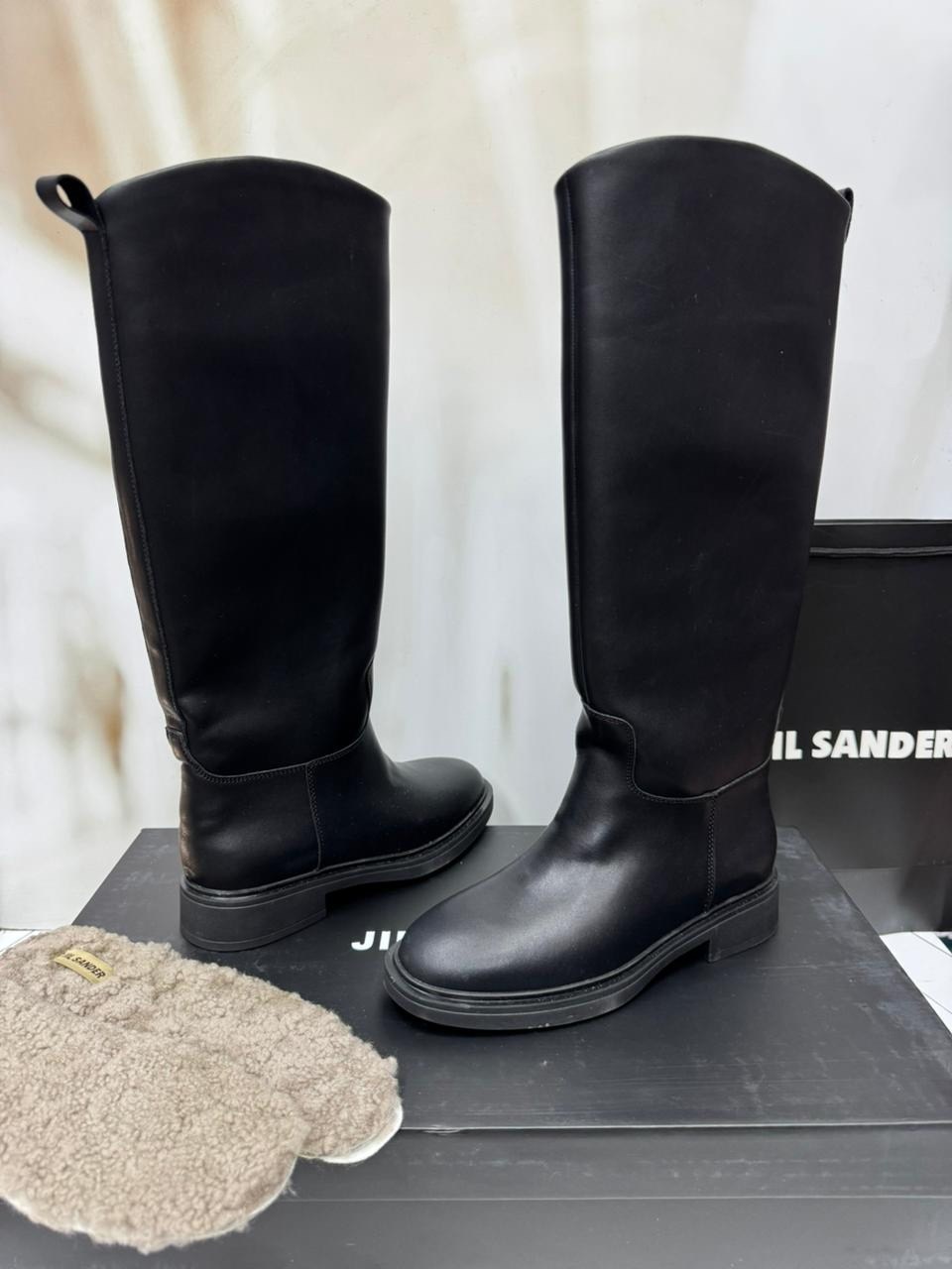 ,женские сапоги,сапоги jil sander,кожаные сапоги,высокие сапоги