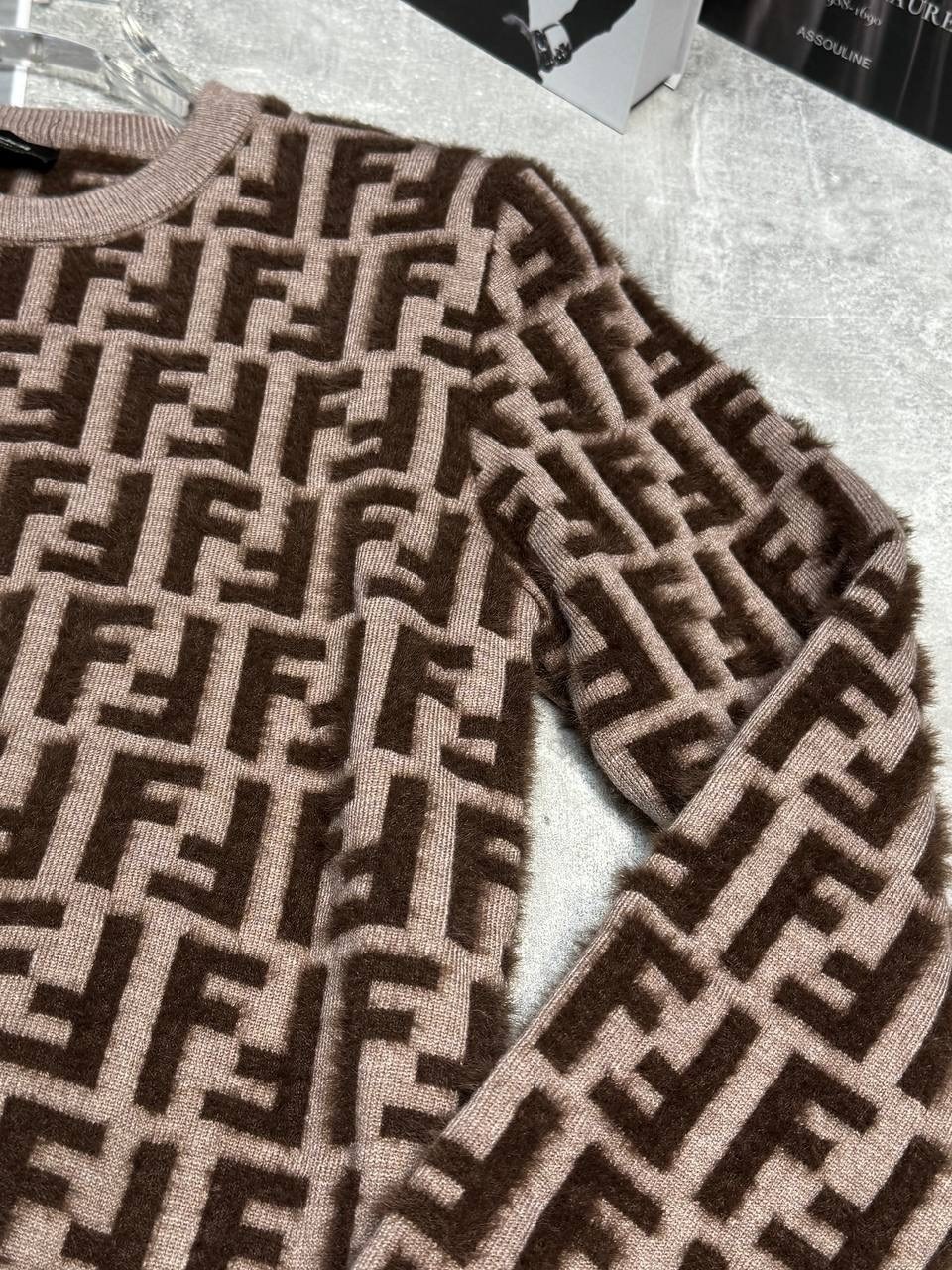 свитер fendi,джемпер fendi,свитер фенди,свитеры модные,джемпер фенди