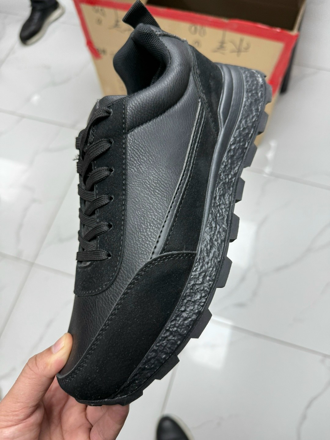 ,кроссовка мужской,кроссовки женскиe,черные кроссовки,мужская  кроссовки