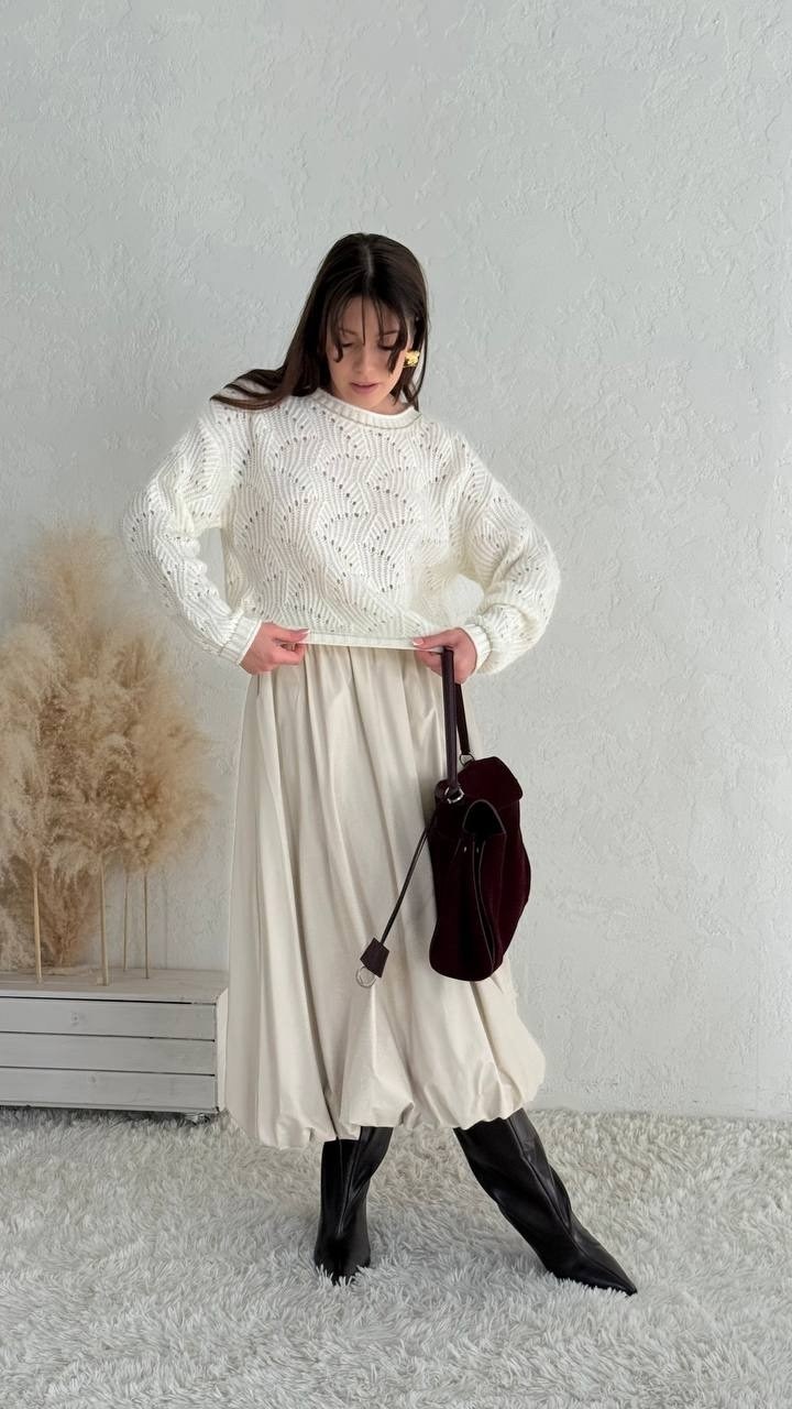 джемпер бежевый,модные свитера,бежевый свитер,вязаные джемпера,юбка женская