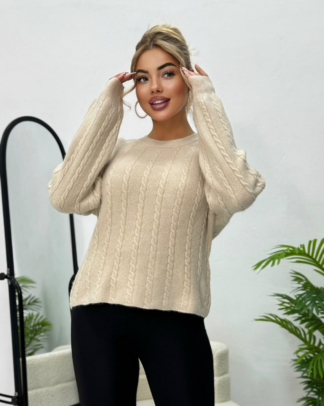 вязаные свитера женские,вязаные свитера,свитера женские,вязаные джемпера,модные свитера