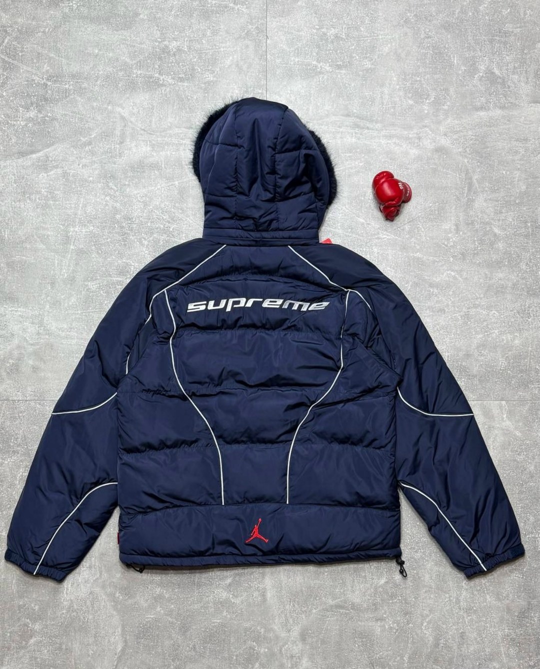 пуховик supreme,пуховик supreme x jordan,пуховик jordan supreme,куртка supreme,пуховик суприм