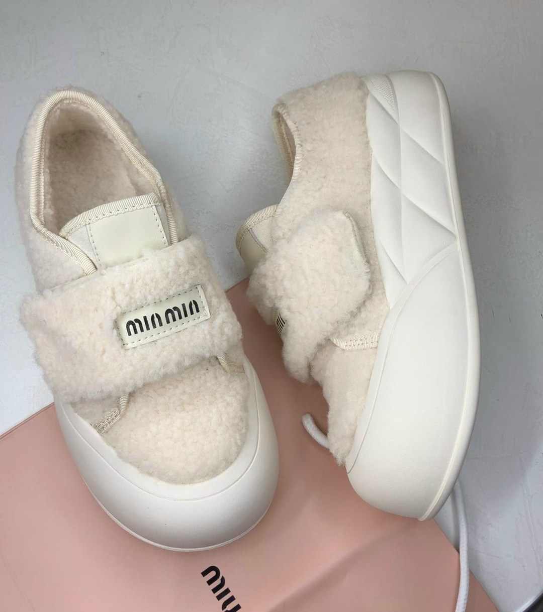 ,теплая , женская,кроссовки miu miu женские,кроссовки миу