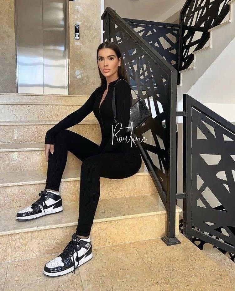 элегантные комбинезоны,трикотажный комбинезон,комбинезон с длинными рукавами,комбинезон спортивный,женские комбинезоны