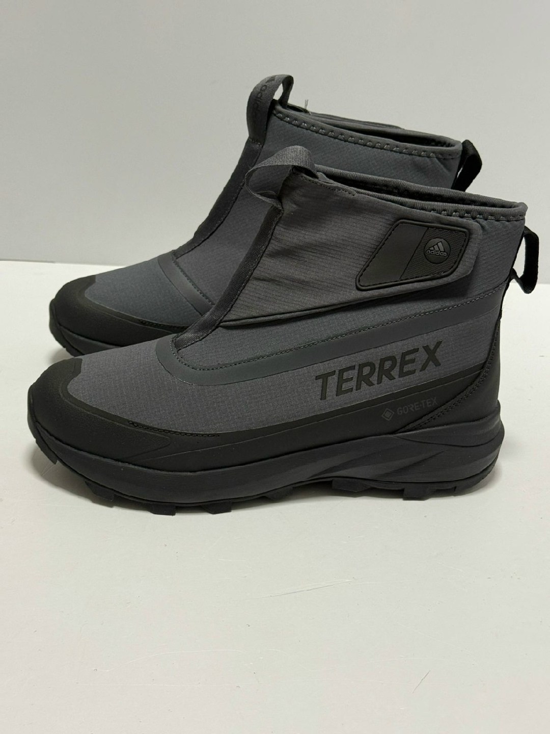 кроссовки,мужские кроссовки,кроссовки черные,ботинки прада,кроссовки женскиe