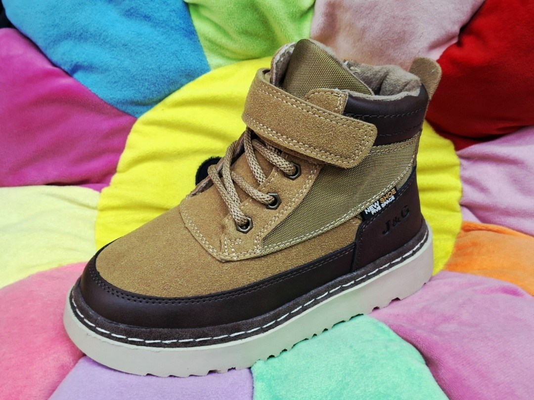 ,ботинки ugg,демисезонная ,ботинки мальчикам,детские ботинки бартек зимние