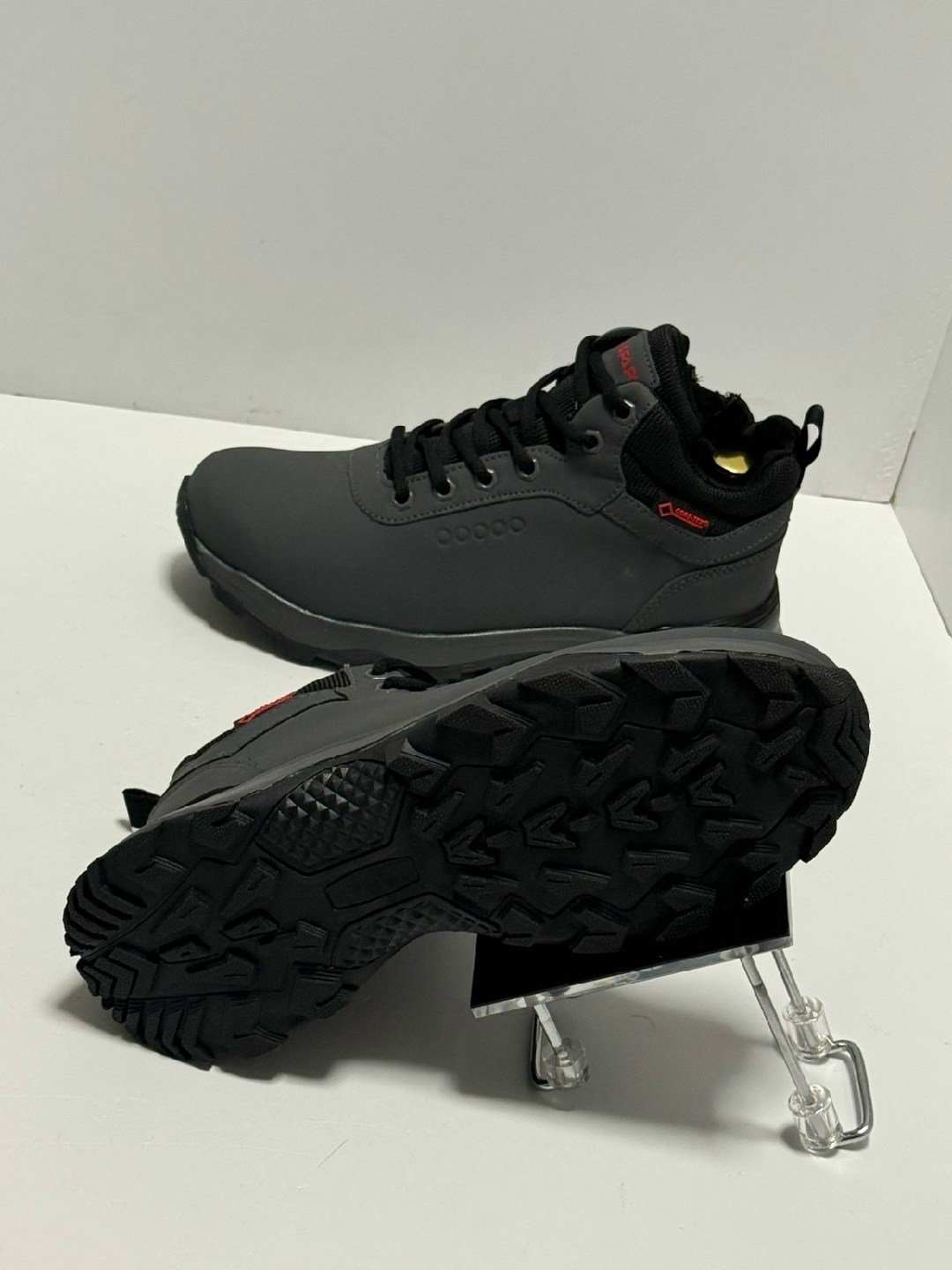 ,зимние мужские кроссовки,зимние ботинки мужские,зимние кроссовки,кроссовки кожаные зимние мужские columbia