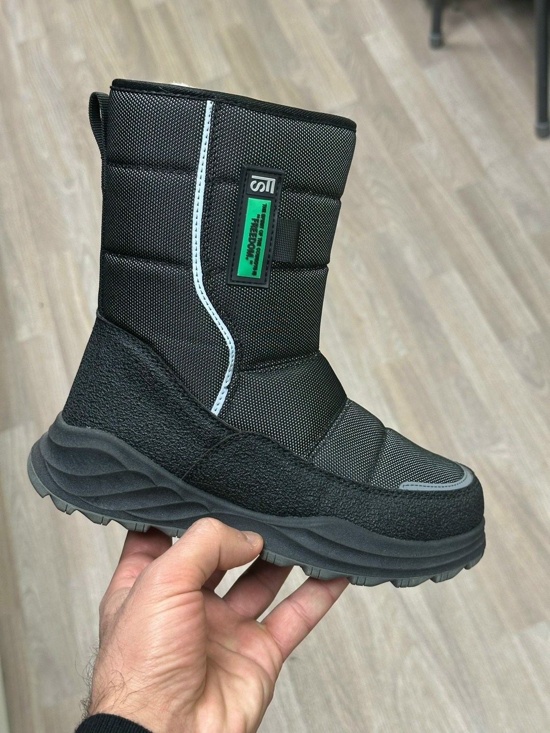 мужские дутики,детские дутики,зимняя ,,сапоги дутики