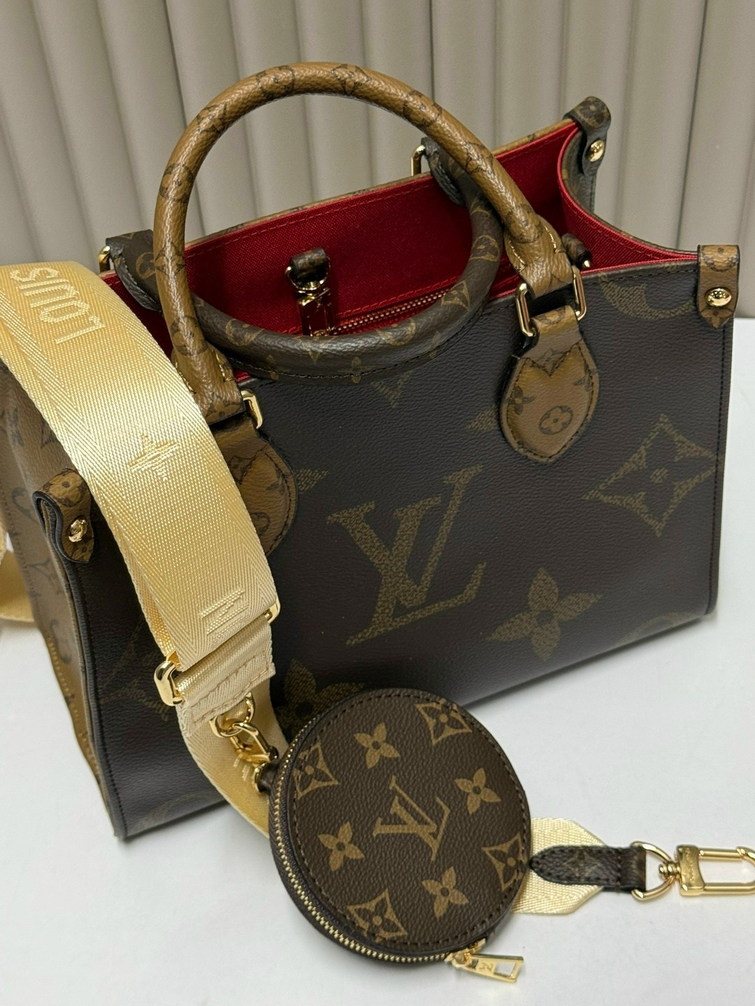 сумка органайзер,органайзер,сумка,сумка женская louis vuitton,сумочка органайзер