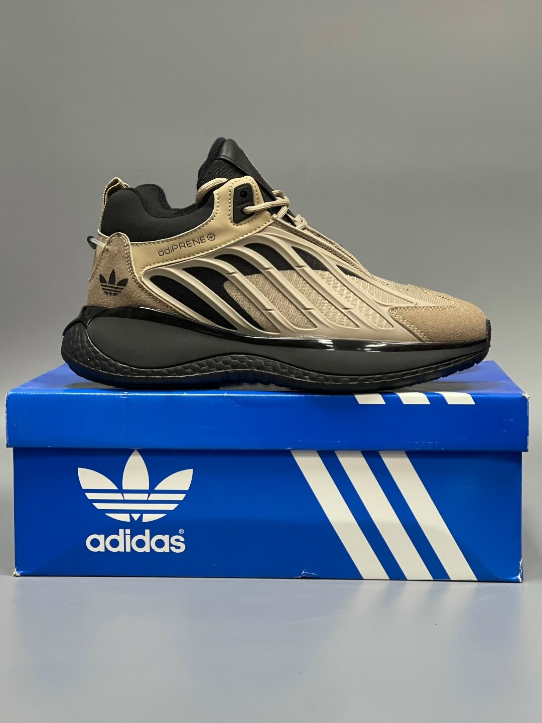 кроссовки мужские adidas,кроссовки adidas,кроссовки adidas ozelia,кроссовки,кроссовки мужские adidas ozrah