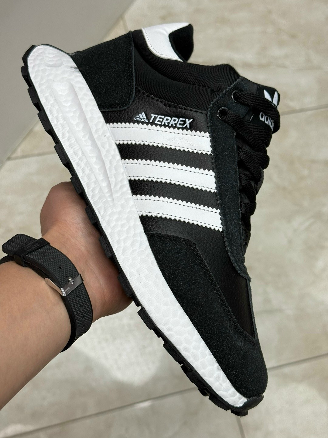 зимние кроссовки adidas,кроссовки adidas,зимние мужские кроссовки adidas,кроссовки мужские adidas,