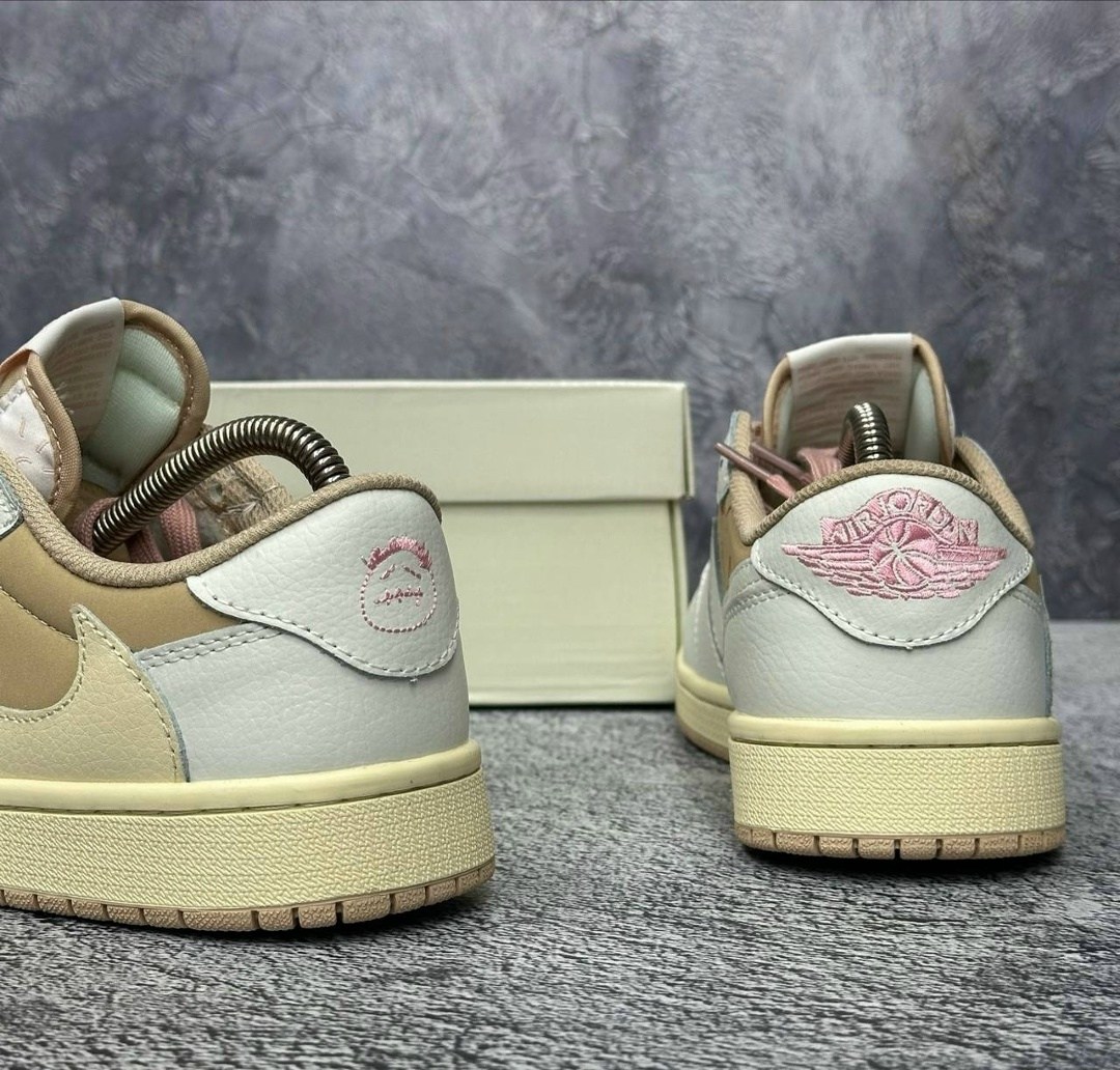 nike air jordan 1 low travis scott,air jordan 1 low travis scott,кроссовки travis scott x air jordan 1 low,кроссовки nike travis scott air jordan 1 low,кроссовки nike travis scott x air jordan 1